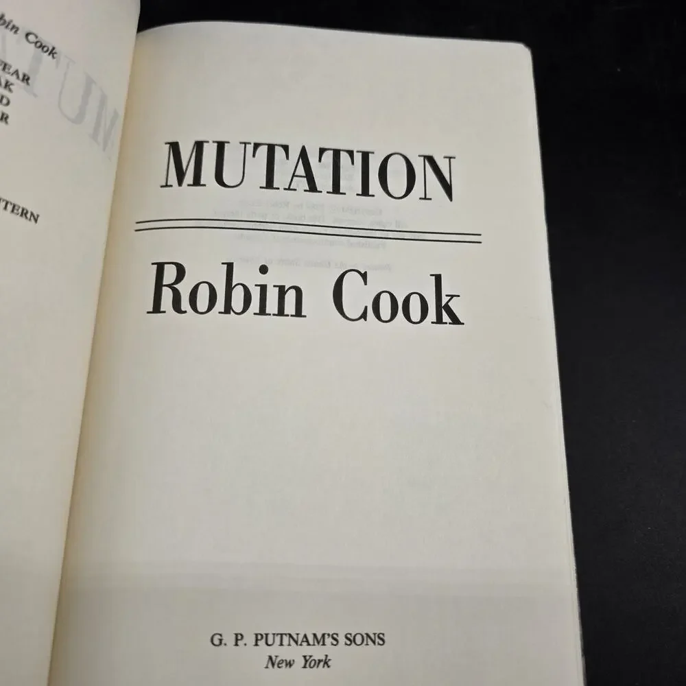 Mutation by Robin Cook 1989 Hardcover Book G. P. Putnam's Sons Medical Thriller